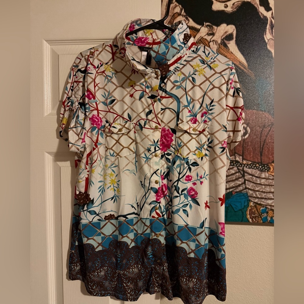 Fashionable BCBGMaxAzria top